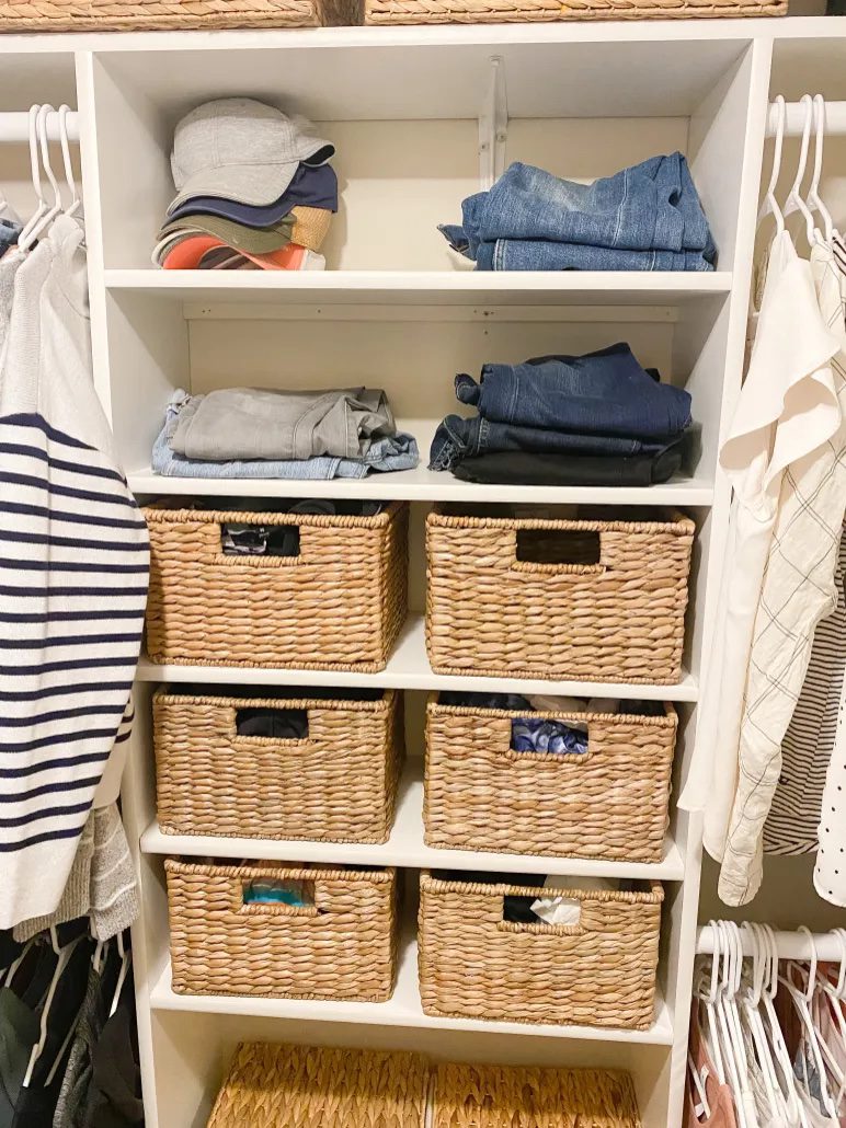 Shelf and basket organization in closte